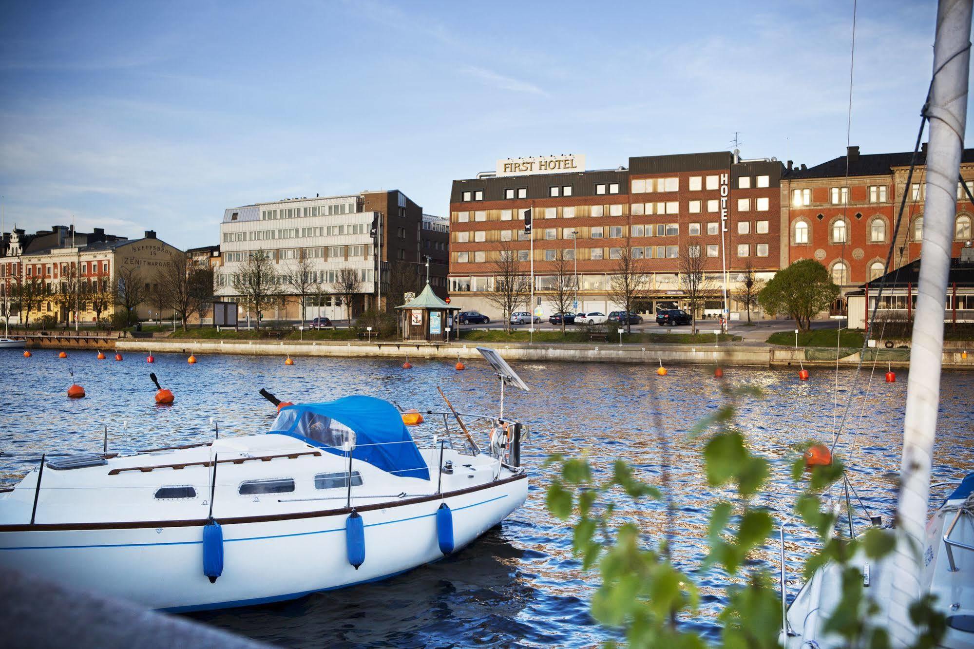 First Hotel Stadt Härnösand Eksteriør bilde